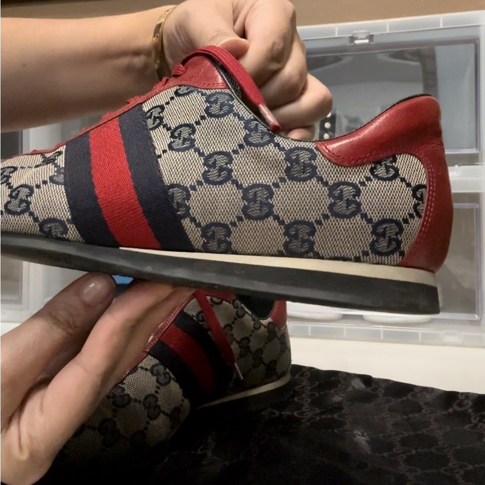 Gucci Vintage G-74 Sneakers - Size 9.5W / 8M